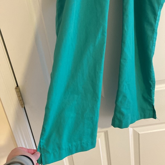 EUC barco greys anatomy size medium teal scrub pants - Picture 2 of 6